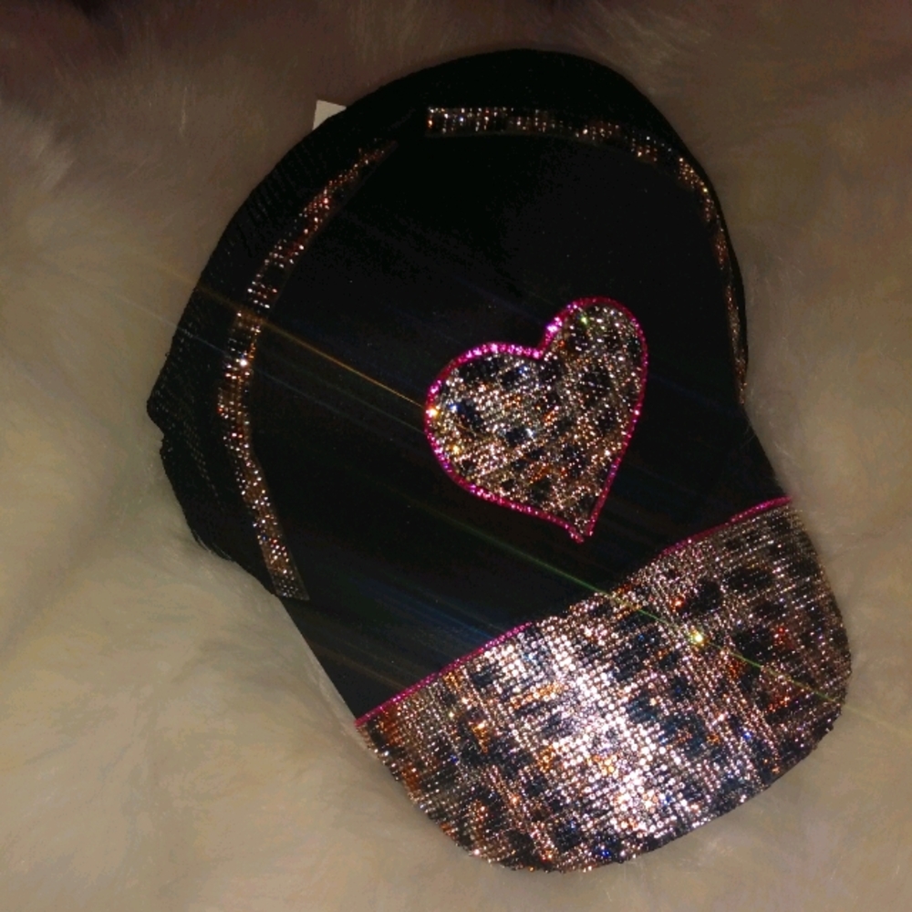 Black Cap with ensembles!